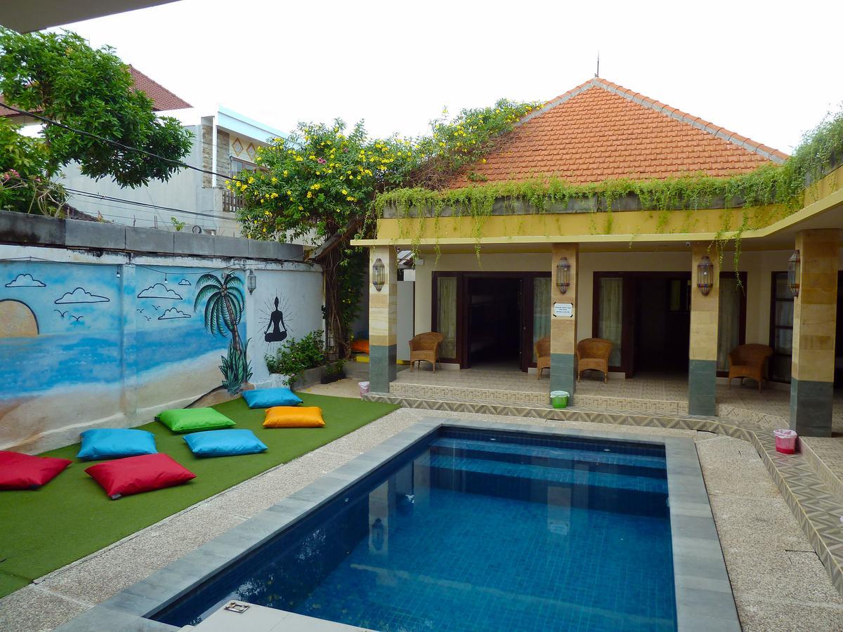Hang Five Canggu Hostel Extérieur photo